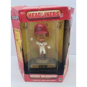 Mark McGwire 70 Home Runs VTG 1998 Headliners XL Commemorative Figure Defects